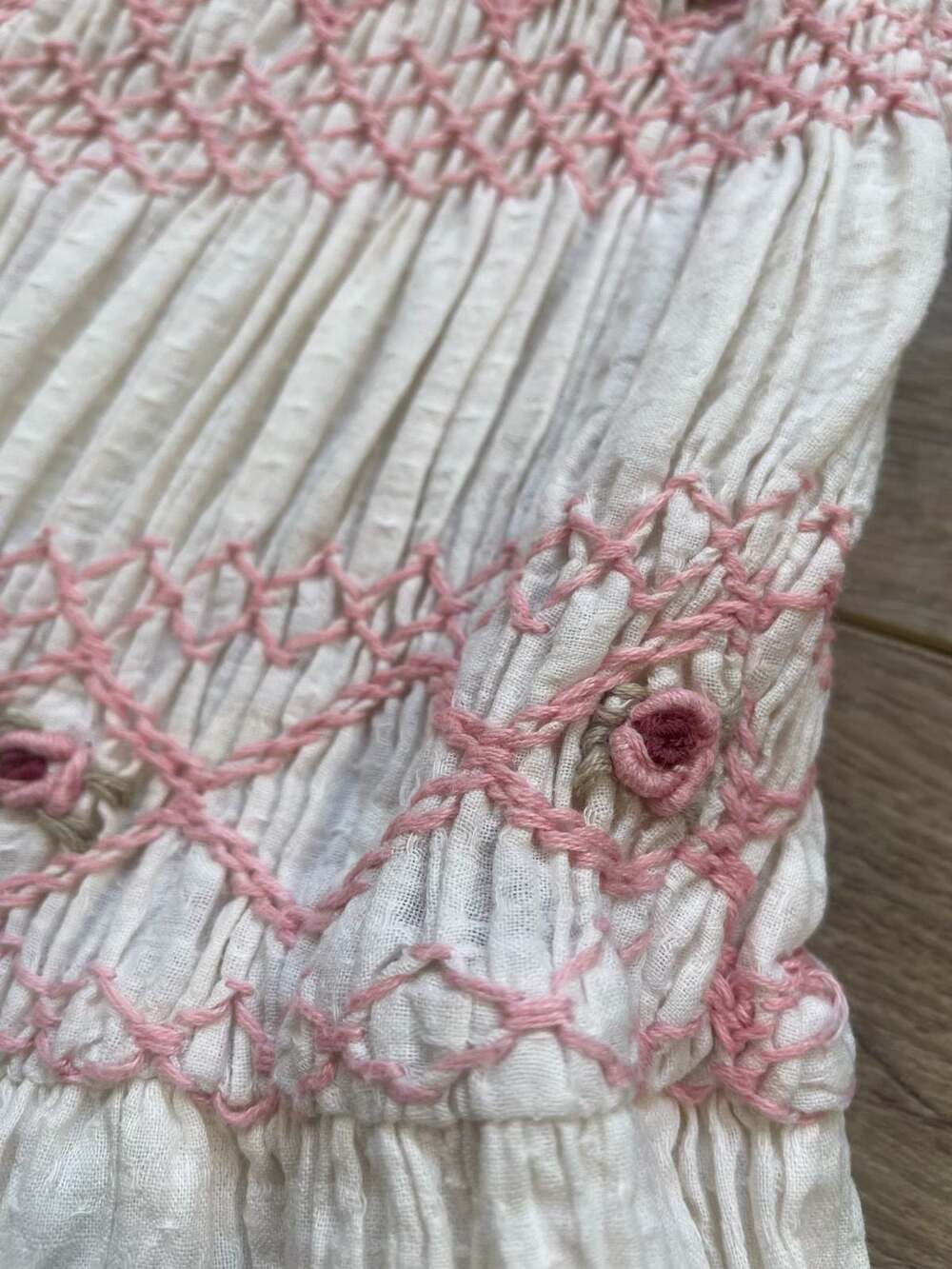 Ivy City Co White Pink Smocked Tiered Midi Dress XS Puff Sleeve Cottagecore - Picture 4 of 11